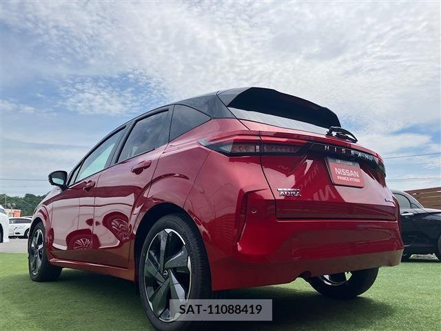 Nissan AURA 2023-11 356669-22