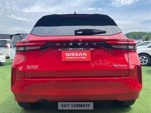 Nissan AURA 2023-11 356669-24