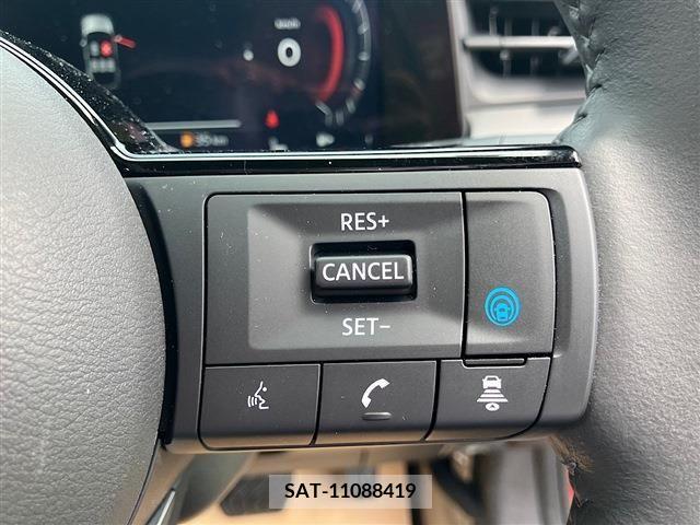 Nissan AURA 2023-11 356669-3