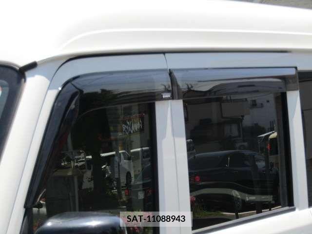 Suzuki EVERY 2022-03 297461-9