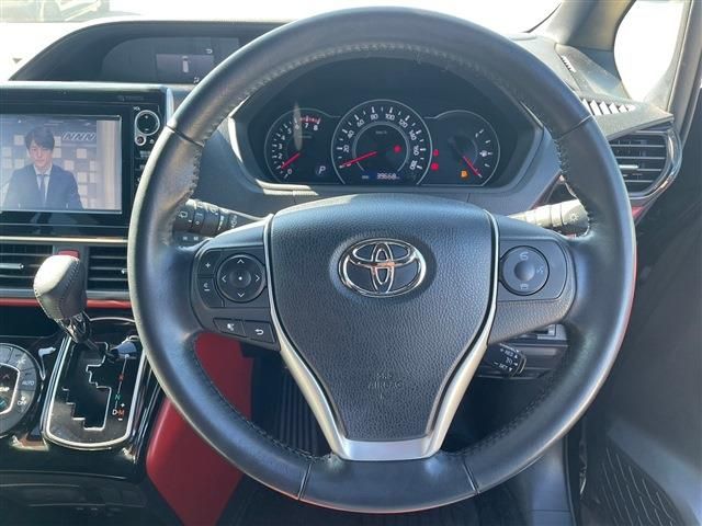 Toyota VOXY 2017-10 16956-11