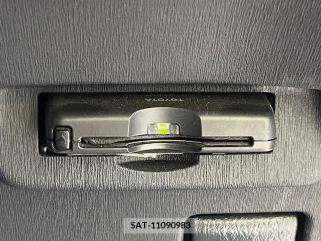 Toyota PRIUS 2015-04 337033-3