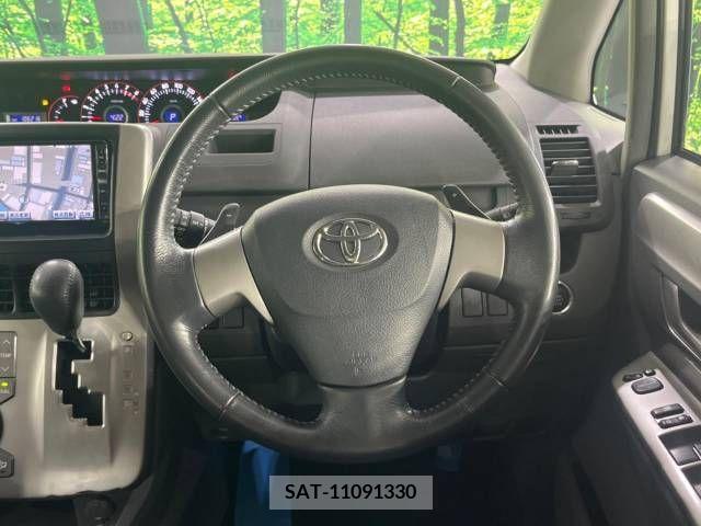 Toyota VOXY 2007-12 342352-12