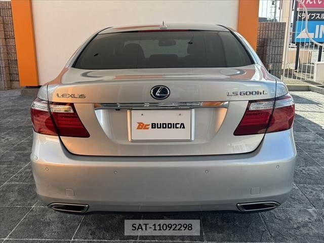 Lexus LS 2007-09 391884-13