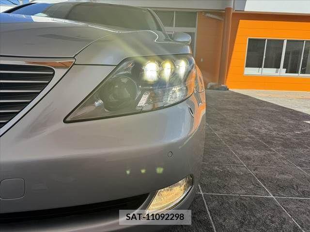 Lexus LS 2007-09 391884-29