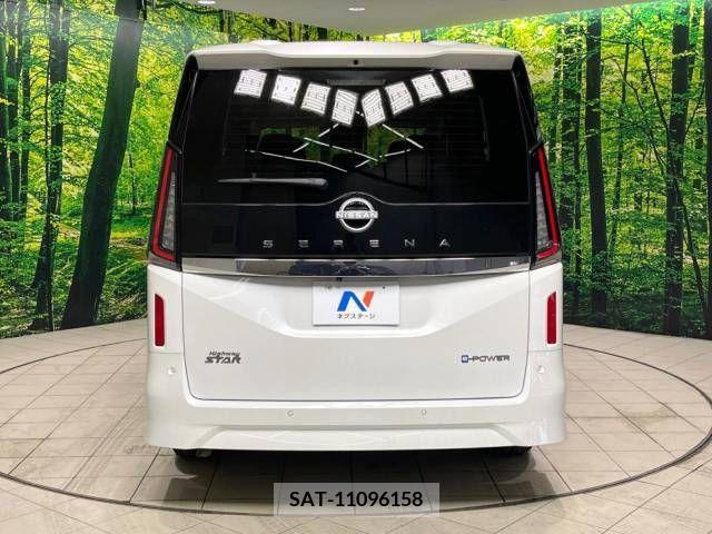 Nissan SERENA 2023-10 337512-16