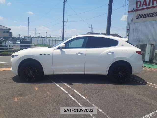 Maserati LEVANTE 2017-10 348080-5