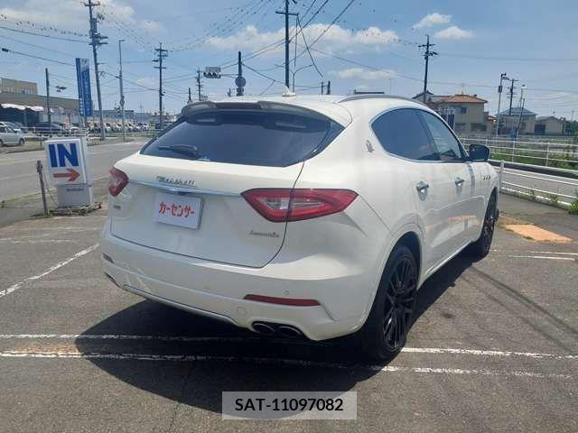 Maserati LEVANTE 2017-10 348080-7