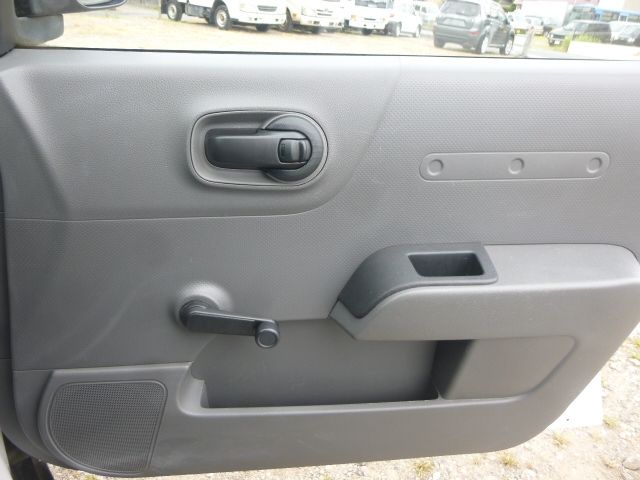 Nissan AD VAN 2018-07 23329-15