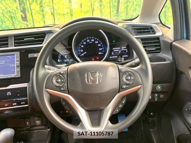 Honda FIT 2018-04 337773-11