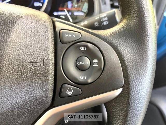 Honda FIT 2018-04 337773-5