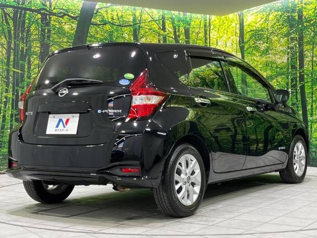 Nissan NOTE 2018-11 186489-18