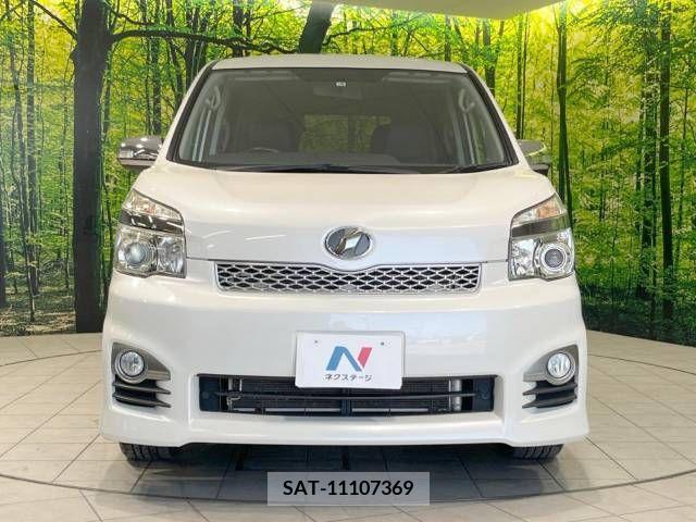 Toyota VOXY 2013-08 321351-15