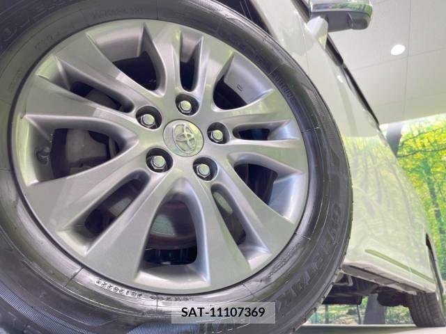 Toyota VOXY 2013-08 321351-14