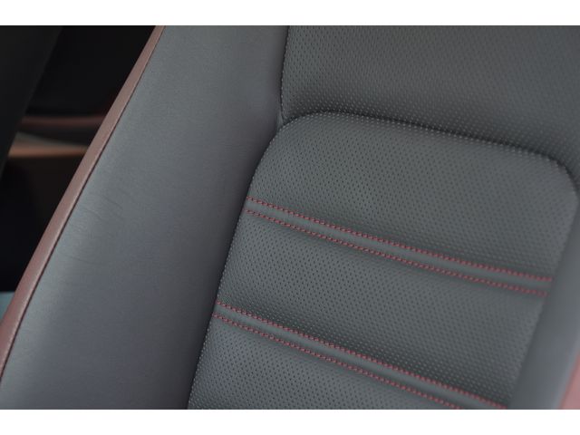 Lexus IS 2019-08 2022-15