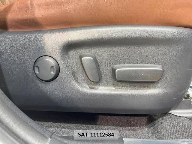 Toyota HARRIER 2018-06 270978-5