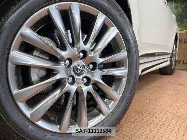 Toyota HARRIER 2018-06 270978-13