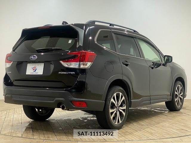 Subaru FORESTER 2019-07 360478-12