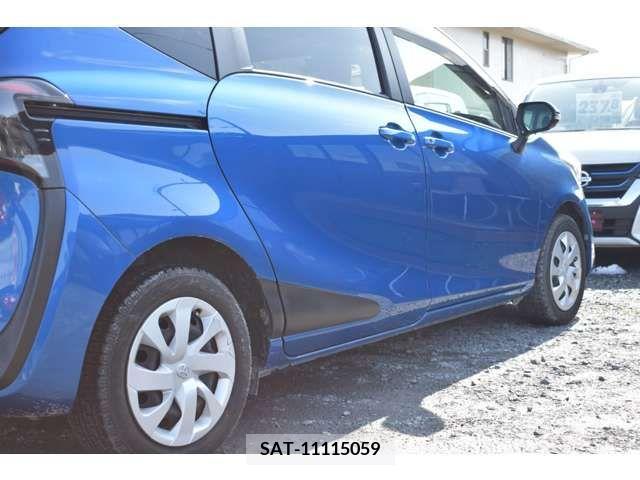 Toyota SIENTA 2015-11 372304-13