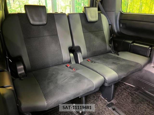 Toyota VOXY 2021-06 343453-10