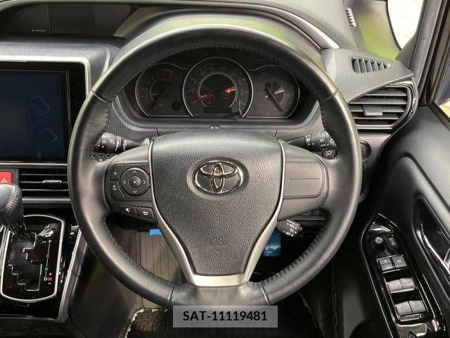 Toyota VOXY 2021-06 343453-12