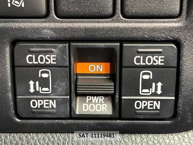 Toyota VOXY 2021-06 343453-5