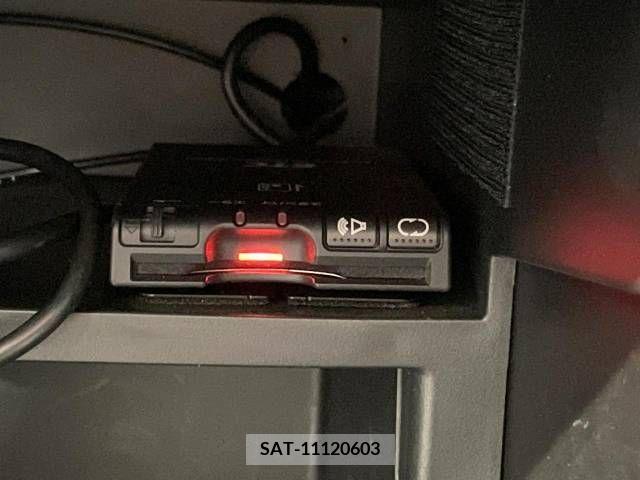 Nissan NOTE 2013-06 302314-4
