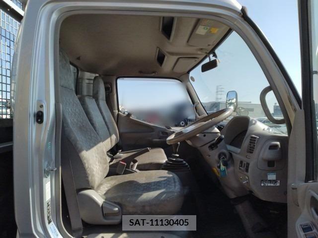 Hino DUTRO 2008-02 216685-11