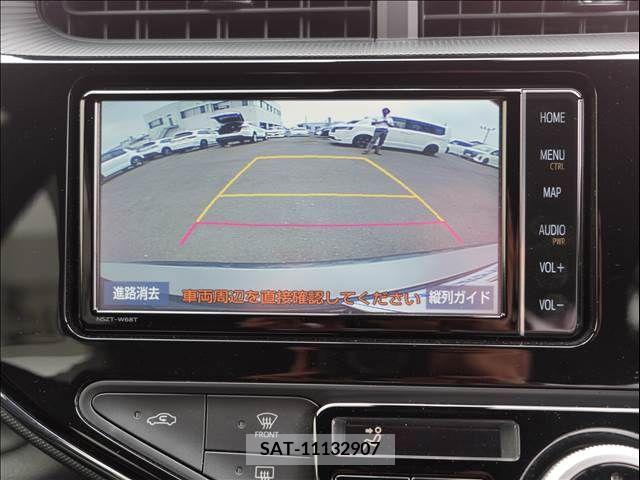 Toyota AQUA 2019-04 356097-2