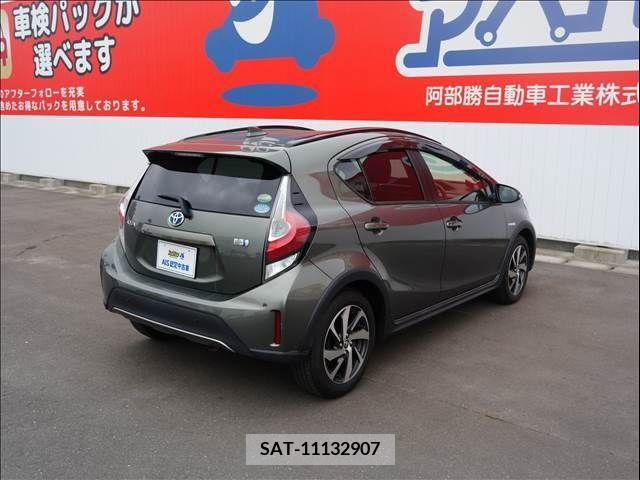Toyota AQUA 2019-04 356097-5
