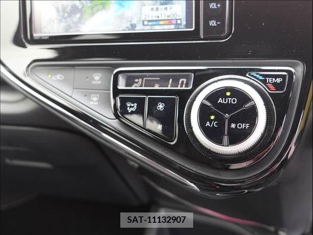 Toyota AQUA 2019-04 356097-10