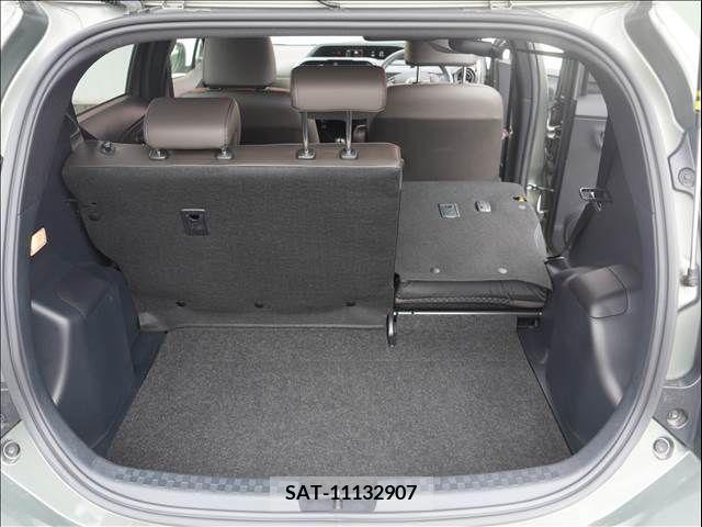 Toyota AQUA 2019-04 356097-14