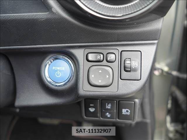 Toyota AQUA 2019-04 356097-12