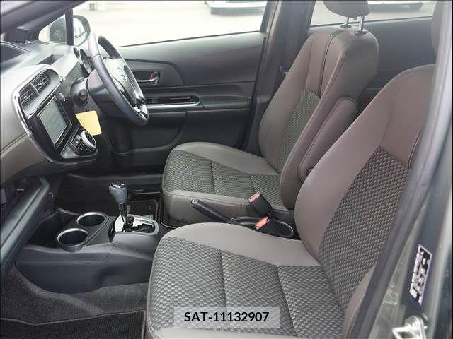 Toyota AQUA 2019-04 356097-7
