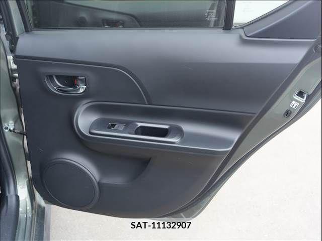 Toyota AQUA 2019-04 356097-8