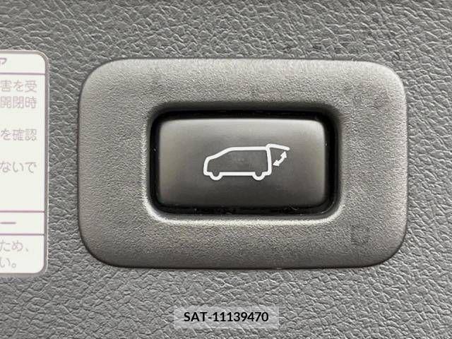 Toyota VELLFIRE 2017-01 299368-7