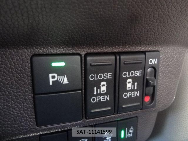 Honda FREED 2018-05 337748-23