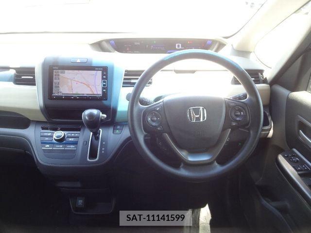 Honda FREED 2018-05 337748-11