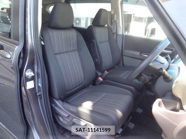 Honda FREED 2018-05 337748-6