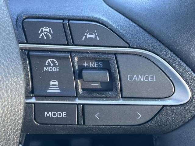 Toyota NOAH 2023-06 196016-5