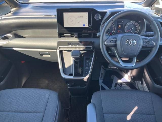 Toyota NOAH 2023-06 196016-1