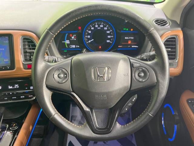 Honda VEZEL 2014-03 6448-11