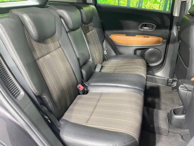 Honda VEZEL 2014-03 6448-9