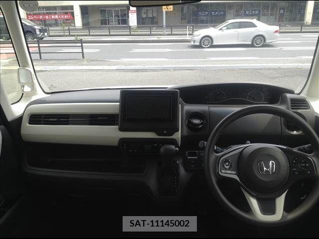 Honda N BOX 2022-07 307434-17