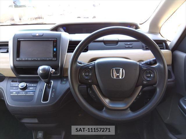 Honda FREED 2017-05 223405-1