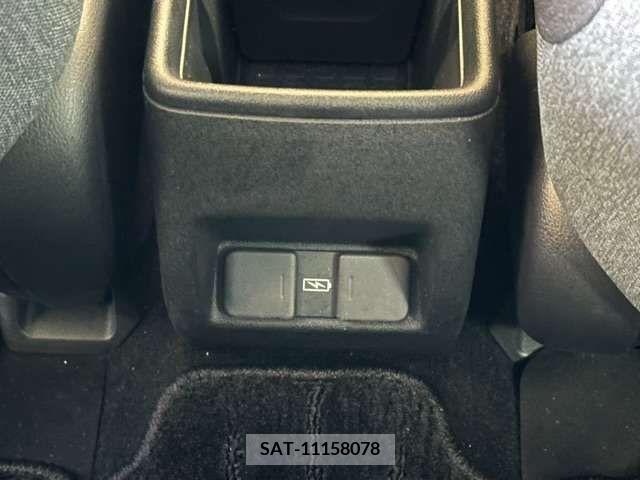 Honda e 2020-11 331823-9