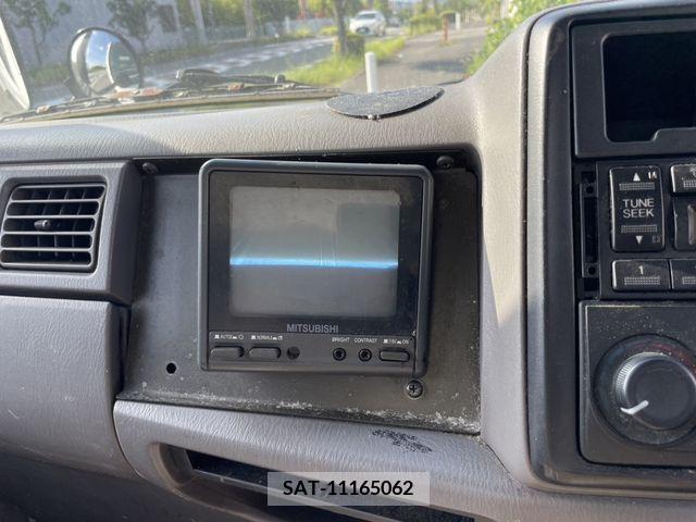 Mazda TITAN DASH 2005-02 369618-13
