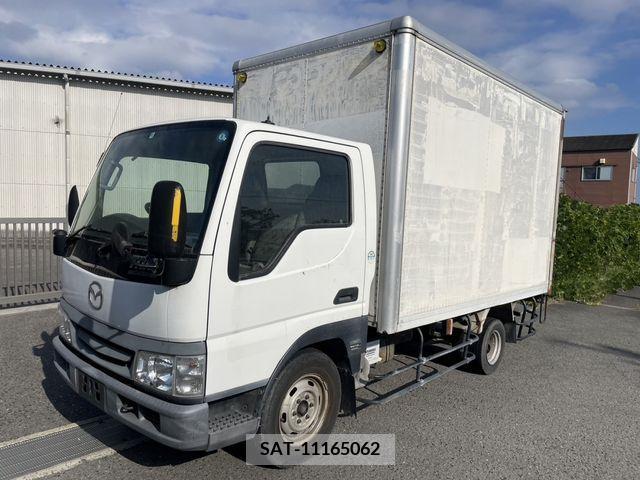 Mazda TITAN DASH 2005-02 369618-0