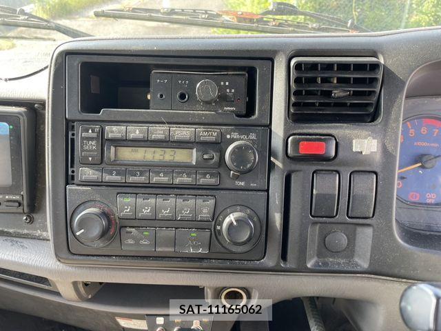 Mazda TITAN DASH 2005-02 369618-14