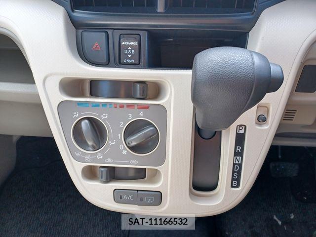 Subaru STELLA 2018-03 210680-13